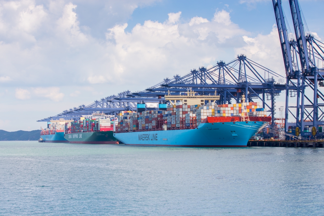 YICT Welcomes Simultaneous Call of Three 18,000-TEU-Plus Container Vessels