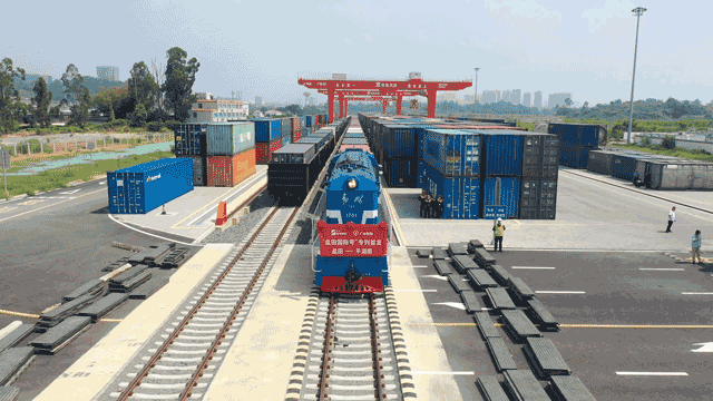 1662714669719010007.gif 3.gif